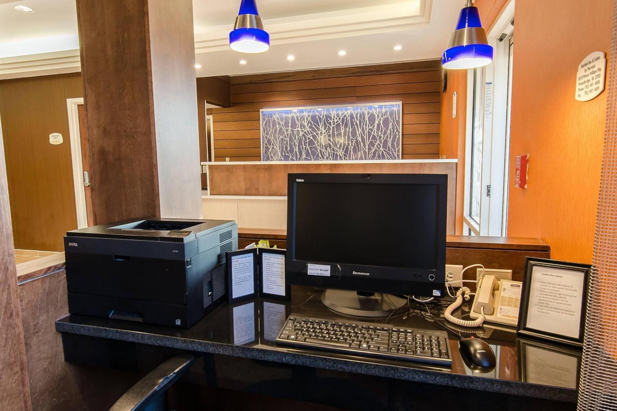 Fairfield Inn And Suites By Marriott Potomac Mills Вудбридж Экстерьер фото