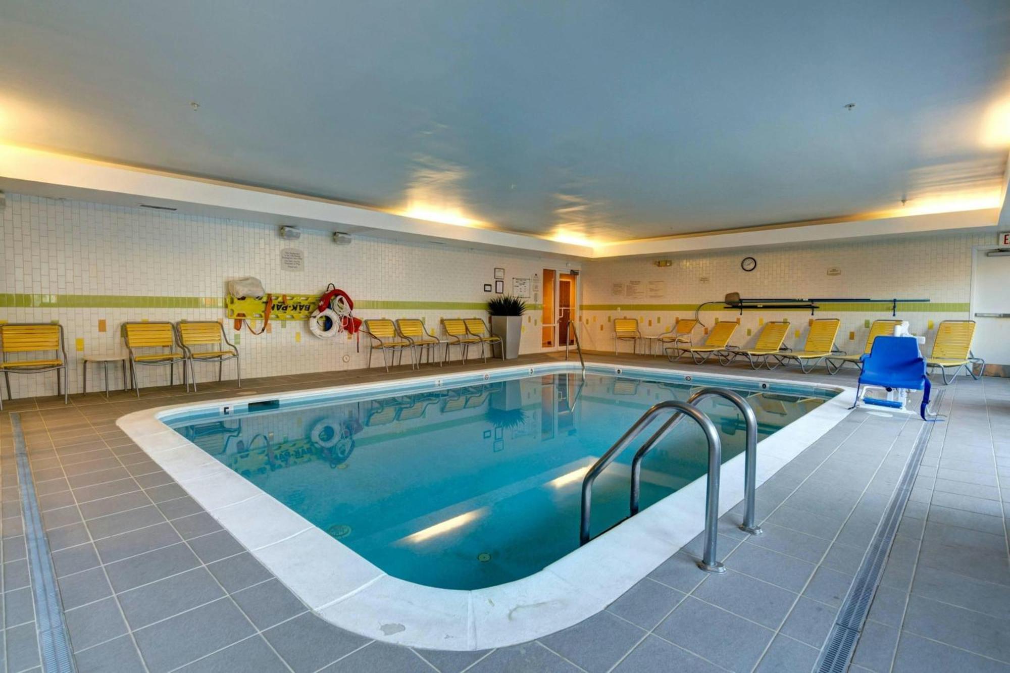 Fairfield Inn And Suites By Marriott Potomac Mills Вудбридж Экстерьер фото
