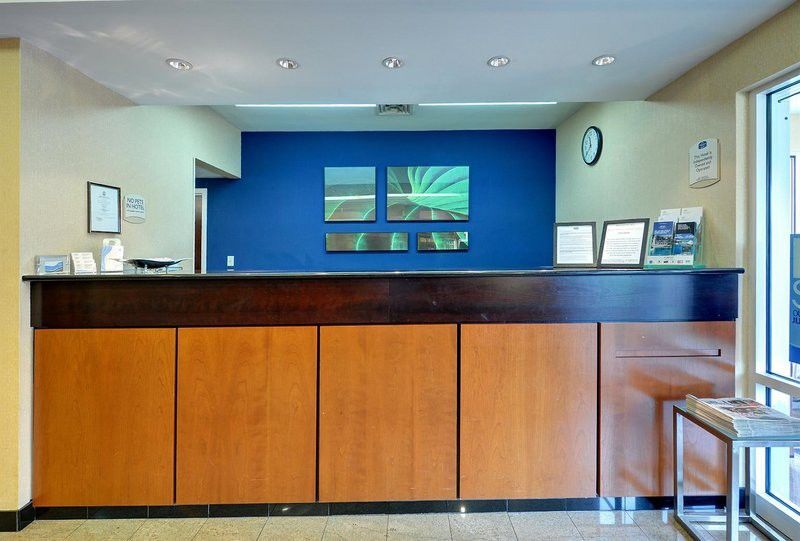 Fairfield Inn And Suites By Marriott Potomac Mills Вудбридж Экстерьер фото