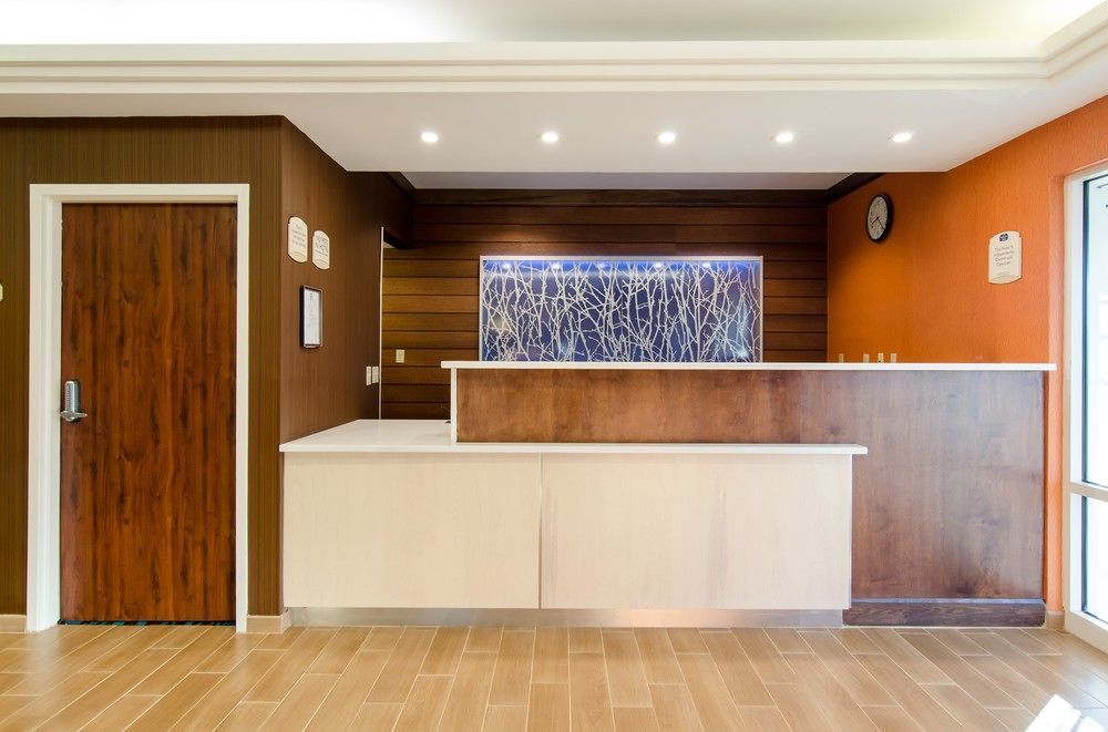 Fairfield Inn And Suites By Marriott Potomac Mills Вудбридж Экстерьер фото