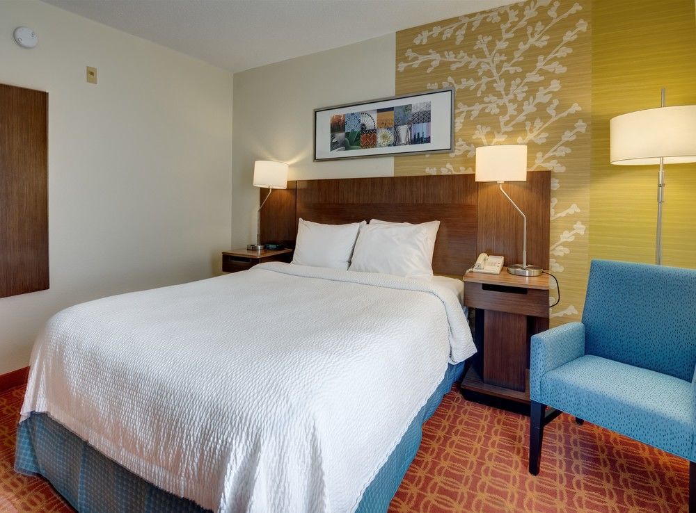Fairfield Inn And Suites By Marriott Potomac Mills Вудбридж Экстерьер фото