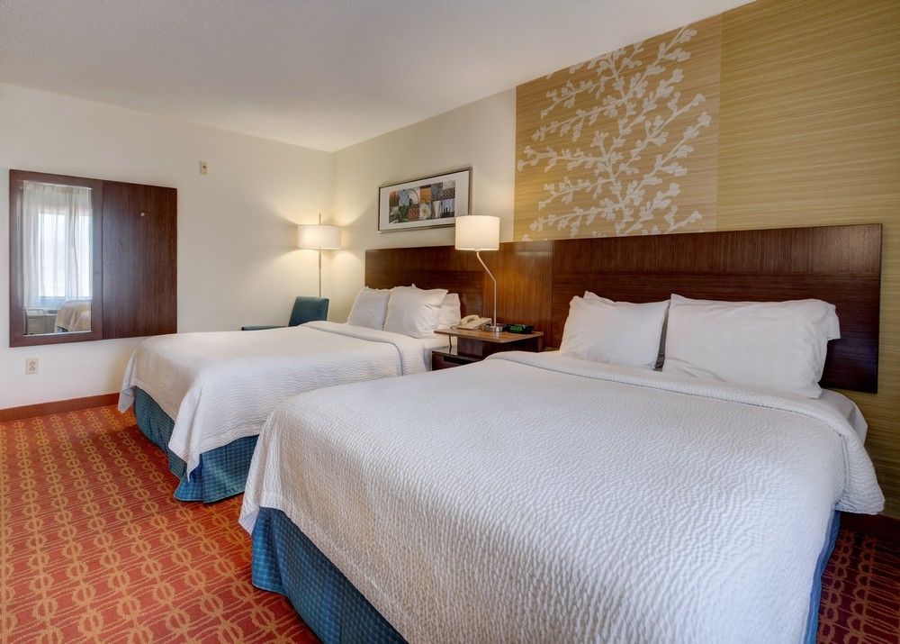Fairfield Inn And Suites By Marriott Potomac Mills Вудбридж Экстерьер фото