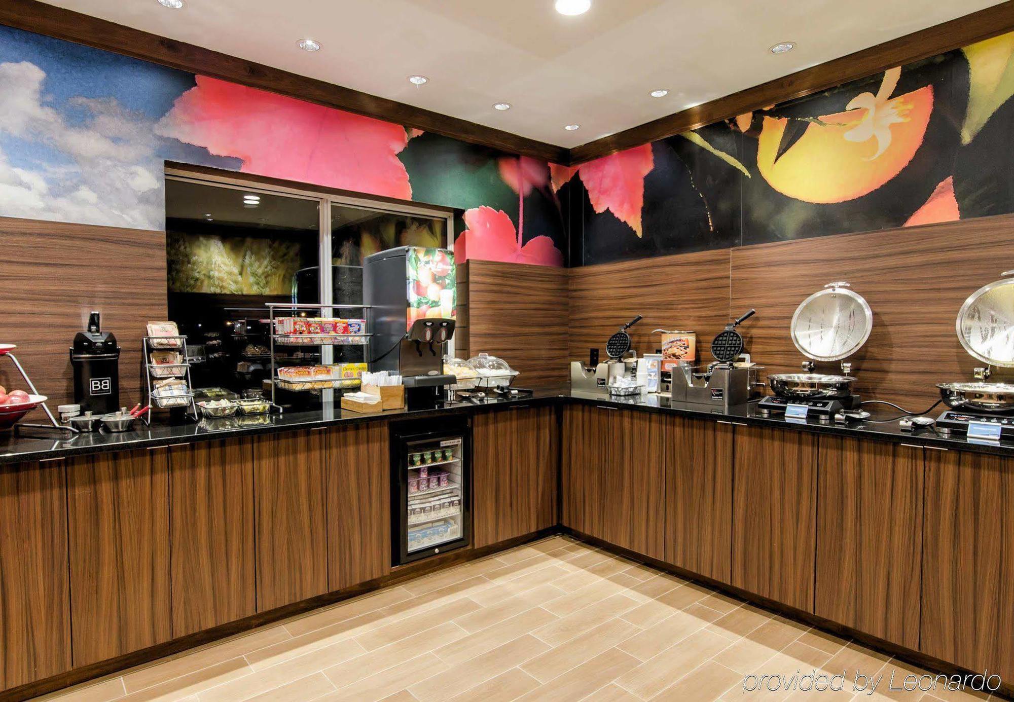 Fairfield Inn And Suites By Marriott Potomac Mills Вудбридж Экстерьер фото