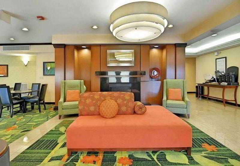 Fairfield Inn And Suites By Marriott Potomac Mills Вудбридж Экстерьер фото
